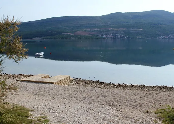 Family Friendly House With A Swimming Pool - Cuskijas, Novigrad - 19868 Feriehus *