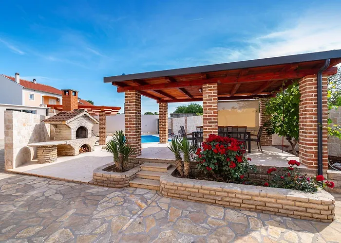 Family Friendly House With A Swimming Pool - Cuskijas, Novigrad - 19868 펜션 *